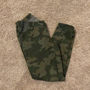 Gap Maternity Camo Pants